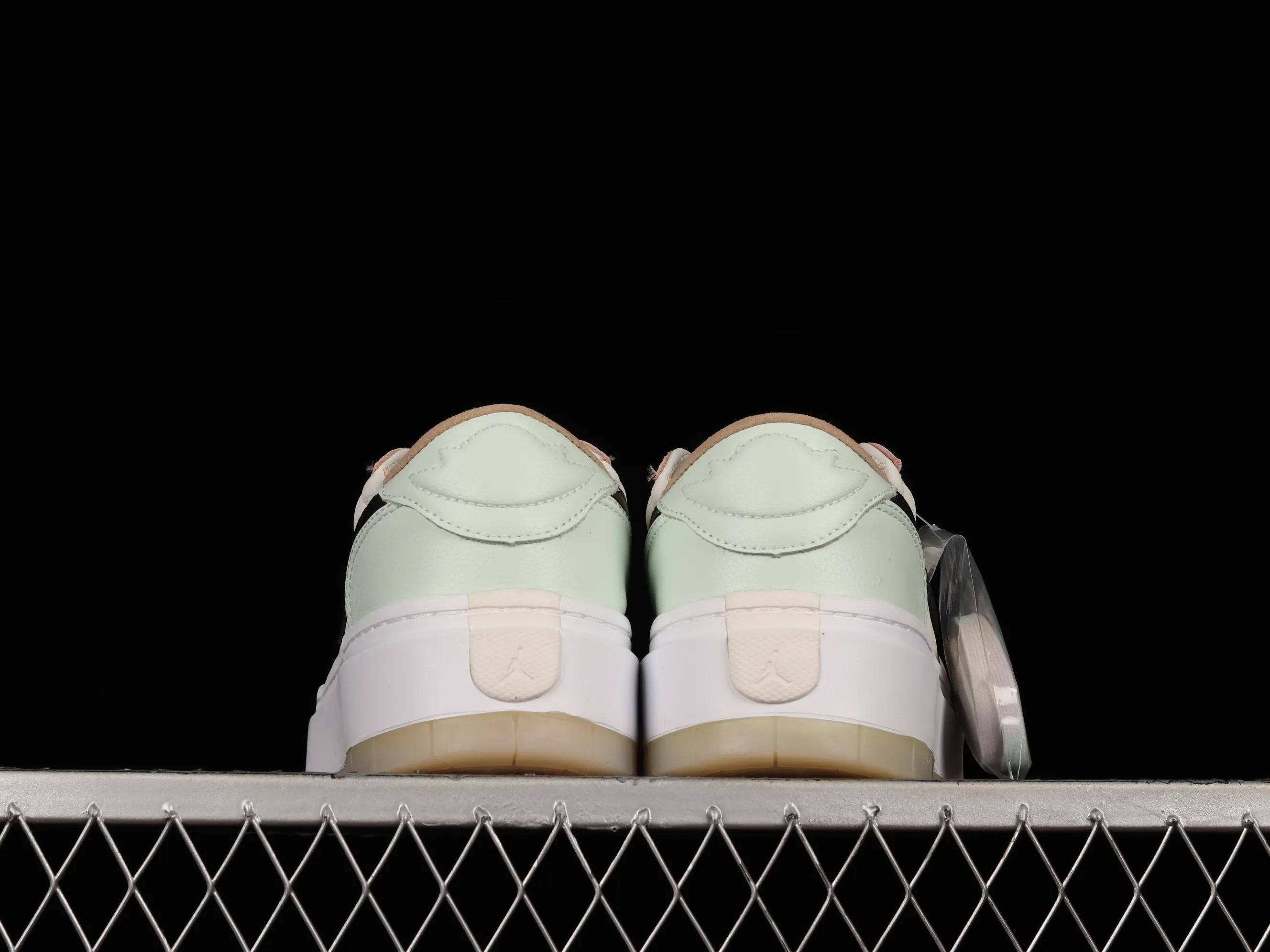 All categories Air Jordan Jordan series basketball shoes Air Jordan 1 Low Air Jordan 1 Elevate Low SE "Wolf Grey" Little AJ thick-soled retro basketball shoes DH0979-101